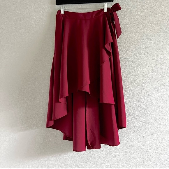 EXPRESS high low folded ruffled wrap skirt in Maroon -  Size: 0 - Picture 2 of 9